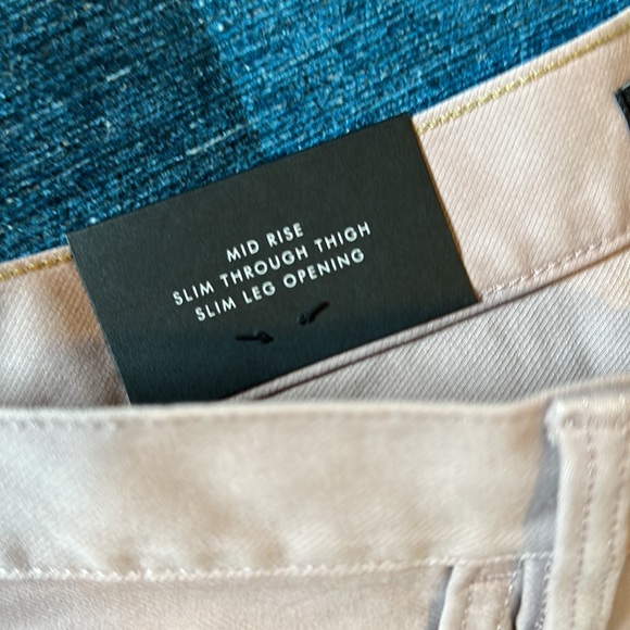 NWT Slim Banana Republic Traveler Pants 31x30 - Picture 3 of 5